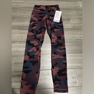 Lululemon wunder under HR Tight 25” size 4